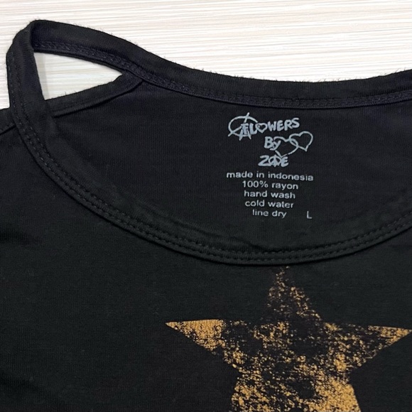 FLOWERS BY ZOE top - Picture 2 of 4